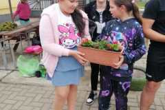 d612f3ea-7e61-45e7-ab41-800049ee6564