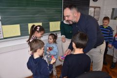 Lépj át,iskolánk nemzetiségi nyelvkapuin!