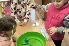 512b4b10-58bd-4eab-b880-a0cad5b5e2b2